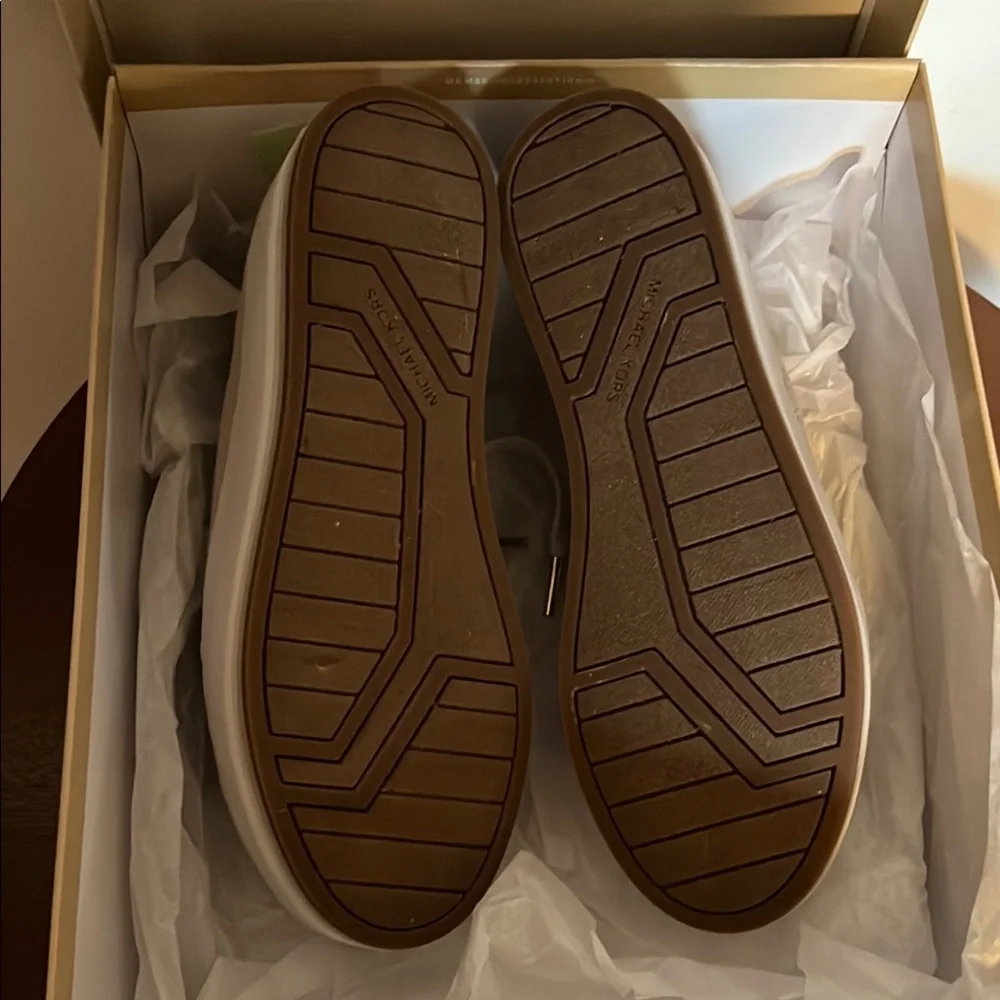 Michael Kors Platform Sneakers (Size: 6.5) NWOT - Picture 7 of 7